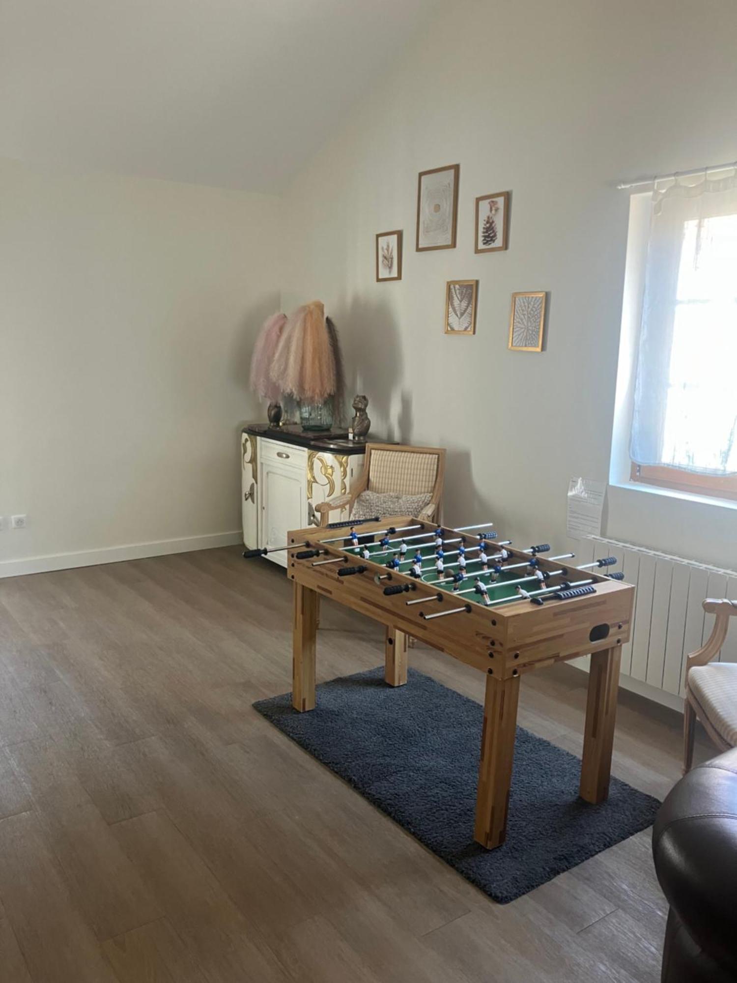 Le Carrosse, La Diligence, Centre Saint Jean De Losne Tarif 2Pers 1 Chambre, Tarif 4 Pers 2 Chambres Exterior foto